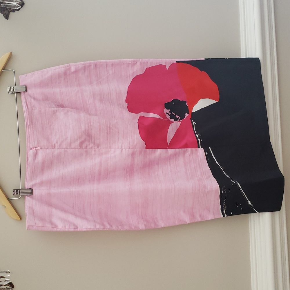 Pink Floral Pencil Skirt - Picture 3 of 3